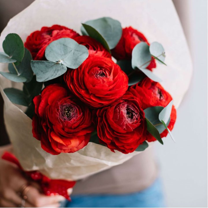 Букет ранункулюсов  в Прокопьевске