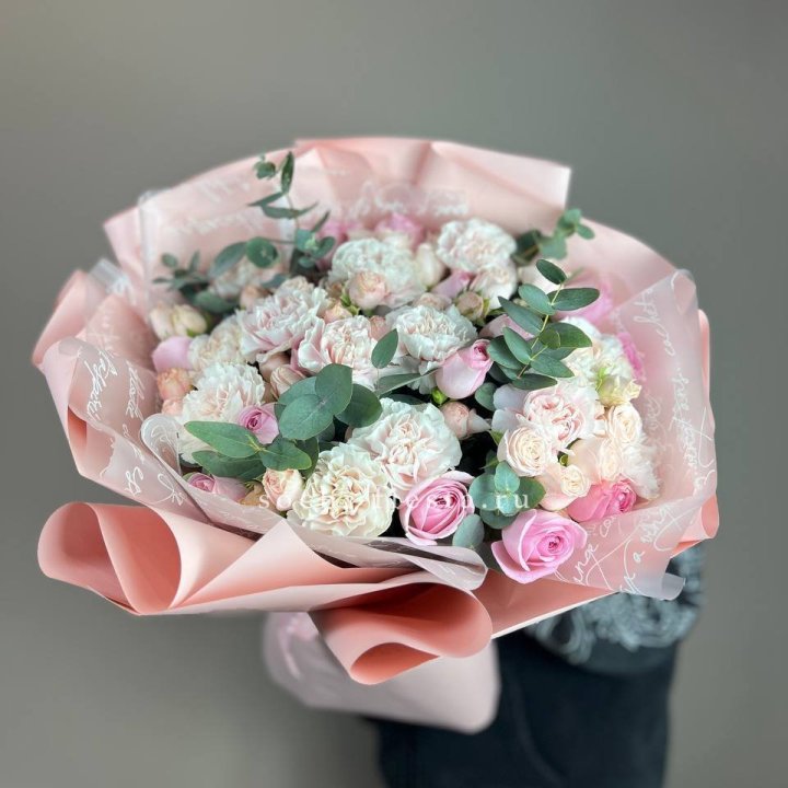  Букет  "Любовь в её глазах" в Прокопьевске