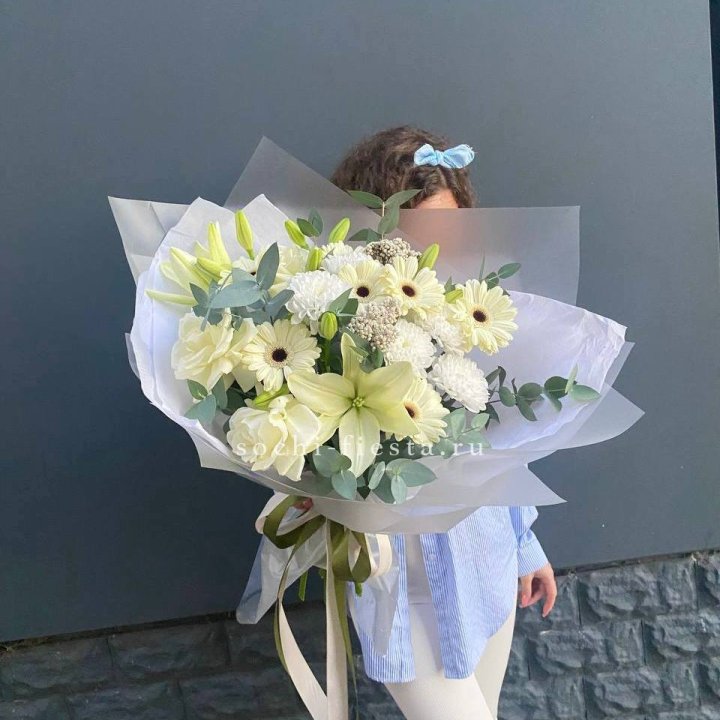 Букет с лилией и герберой в Прокопьевске