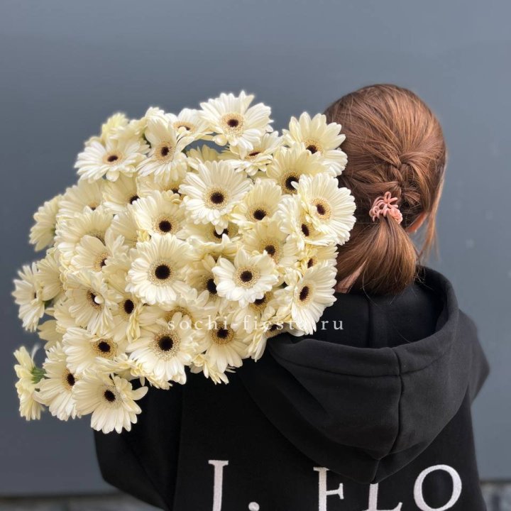 51 гербера в Прокопьевске