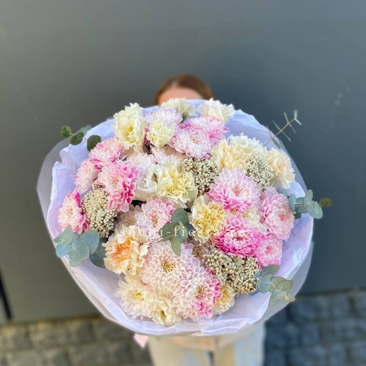 Букет из стойких цветов  в Прокопьевске