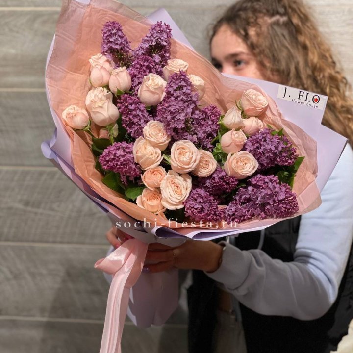 Букет "Лиловая весна" в Прокопьевске