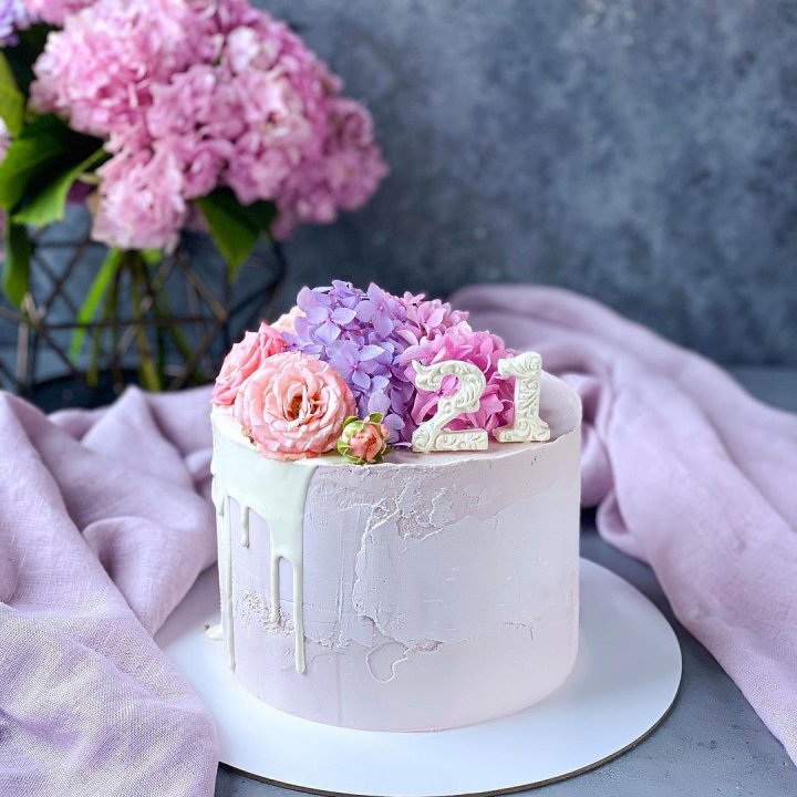 Торт с цифрой в Прокопьевске