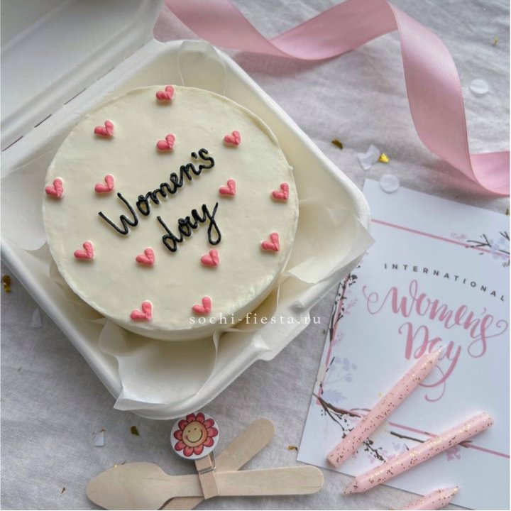 Бенто-торт "Дорогим женщинам"  в Прокопьевске