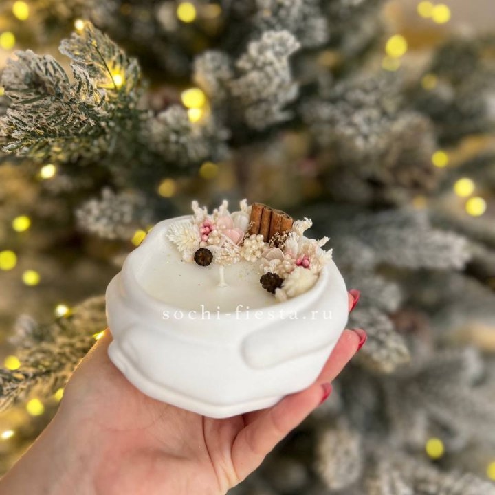 Свеча ароматическая в гипсе Руки с корицей в Прокопьевске