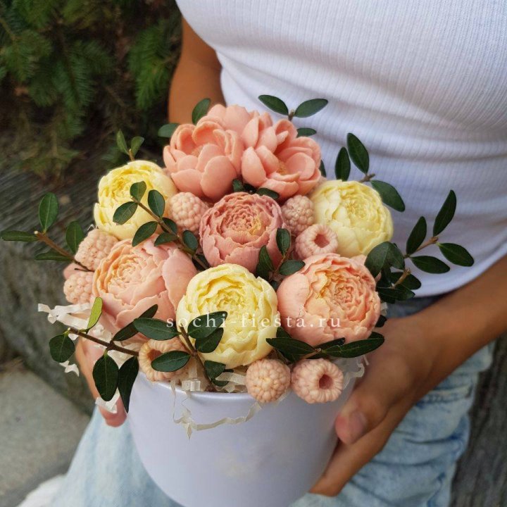 Шоколадный букет с ягодами в Прокопьевске