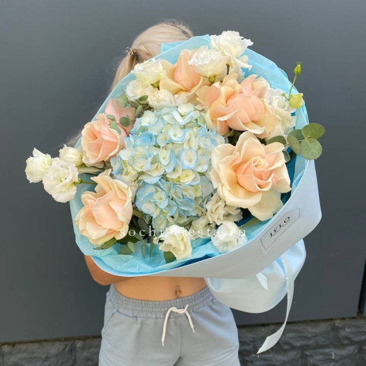 Сборный букет "Голубой закат" в Прокопьевске