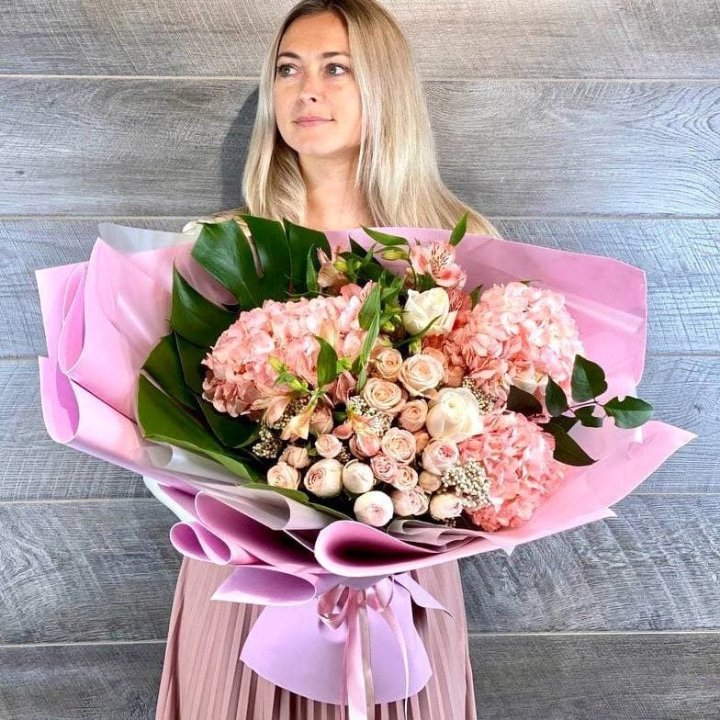 Дизайнерский букет "Валенсия-2" в Прокопьевске