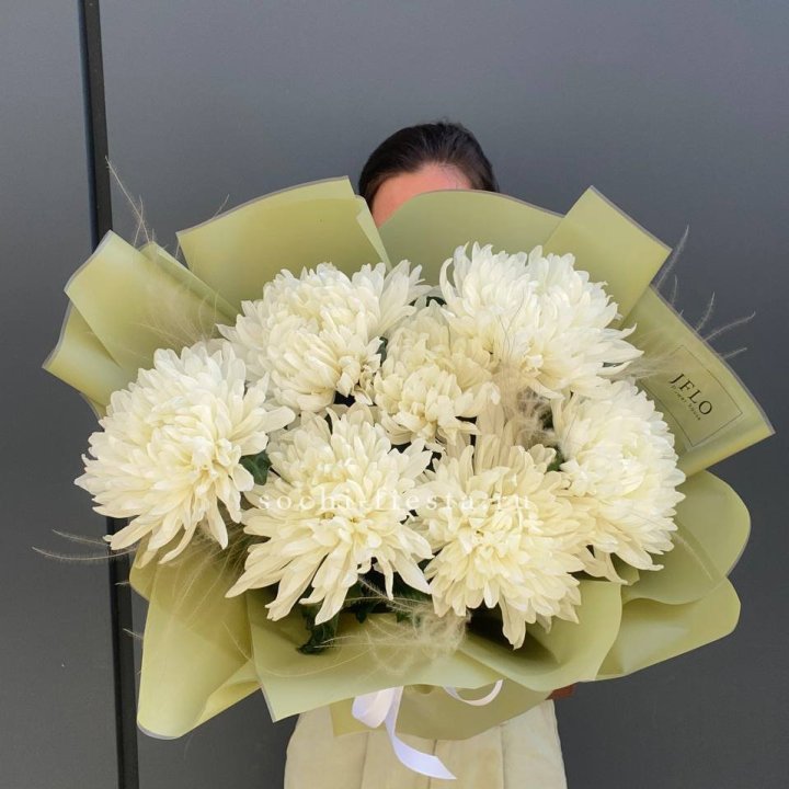 Букет одноголовых хризантем  в Прокопьевске