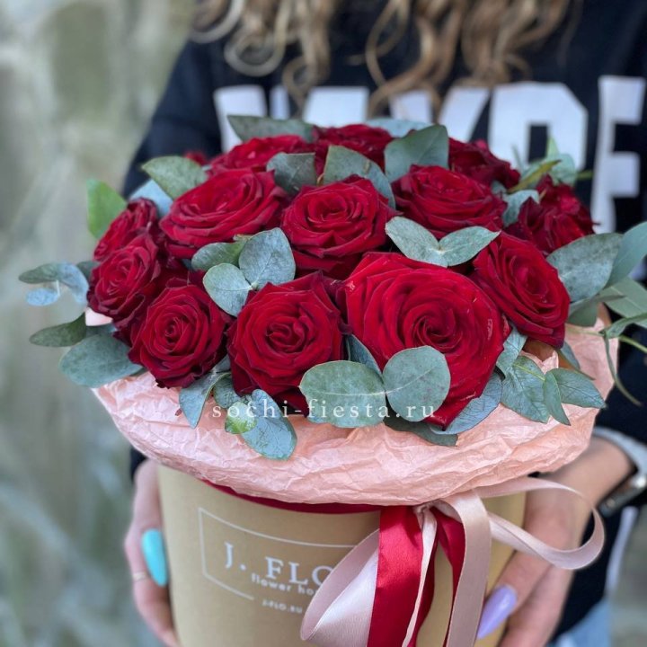 21 Красная роза в боксе №1 в Прокопьевске
