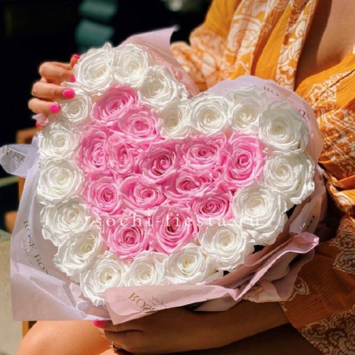 Бокс сердце с розами №2 в Прокопьевске