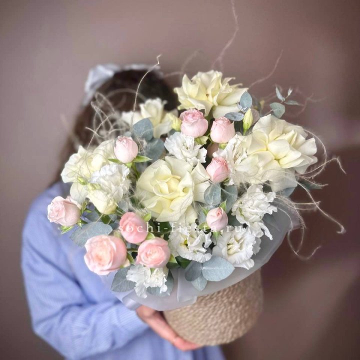 Авторский бокс "Милена" в джутовом кашпо в Прокопьевске