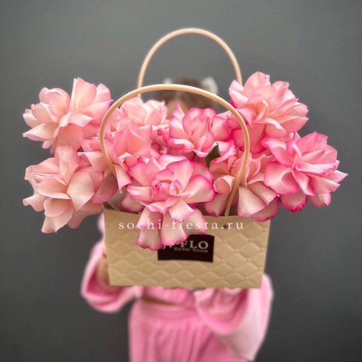 Сумочка розовых роз Венди в Прокопьевске