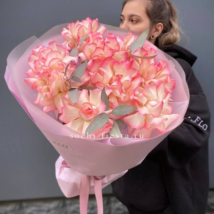 9 французских роз Джумилия в Прокопьевске