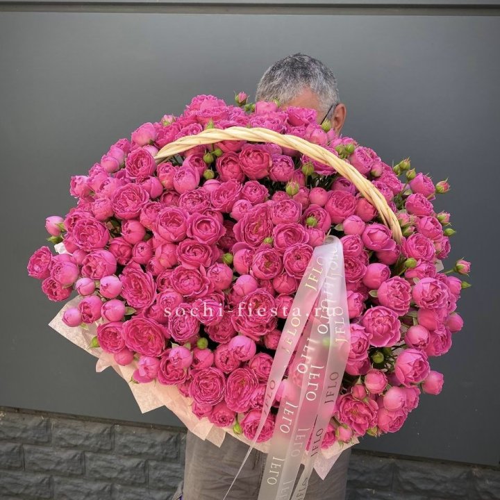 Корзина роз Мисти Баблс 151 в Прокопьевске