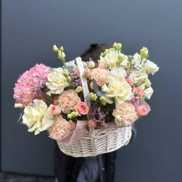 Цветочная корзина "Софтнес" в Прокопьевске