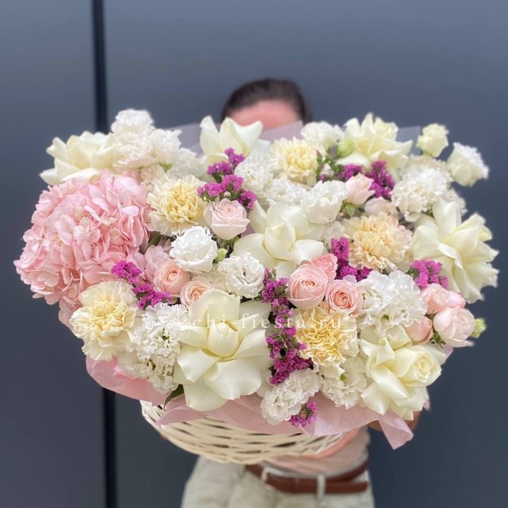 Корзина "Воздушная нежность" в Прокопьевске