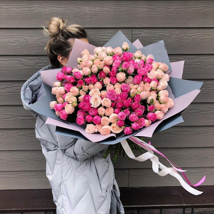 55 роз микс кустовых в Прокопьевске