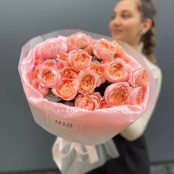 Букет из пионовидных роз Джульетта в Прокопьевске