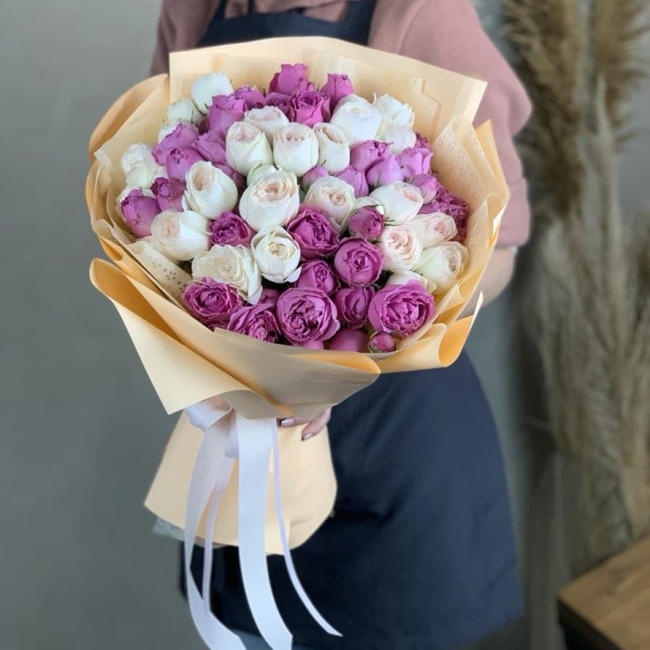 Букет кустовых роз Джулиана в Прокопьевске