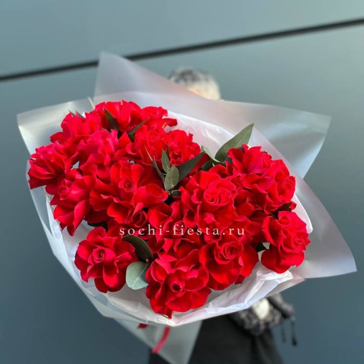 21 Красная французская роза в Прокопьевске