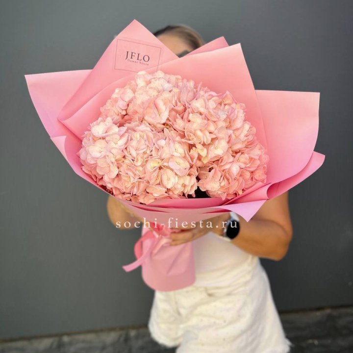 Букет гортензий "Крем" в Прокопьевске