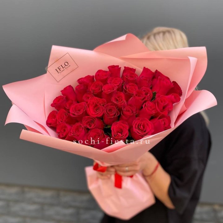 35 красных роз в Прокопьевске