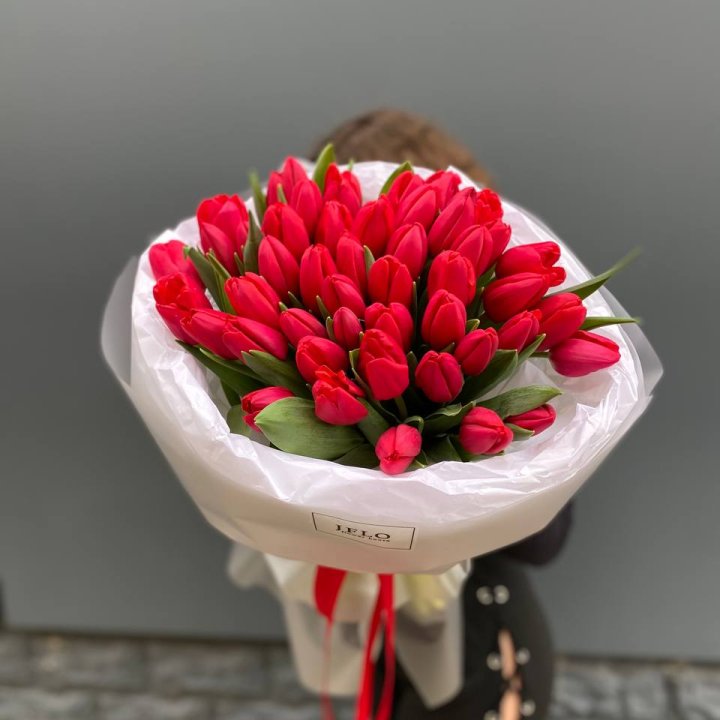 51 тюльпан "Любовь" в Прокопьевске