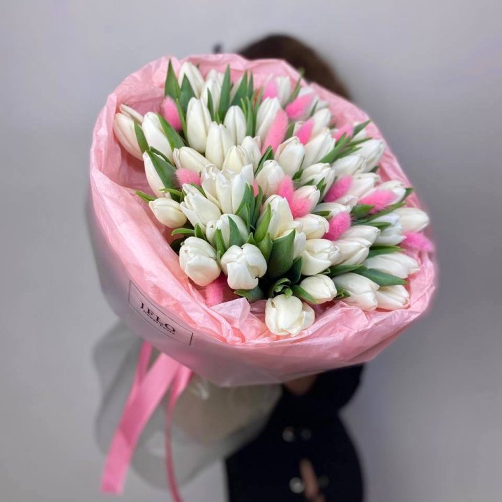 51 белый тюльпан "Рози" в Прокопьевске