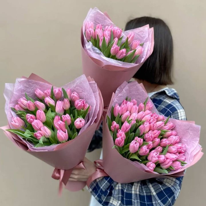 Букет розовых тюльпанов в Прокопьевске