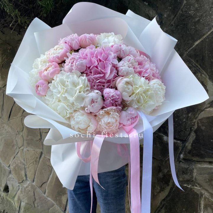Букет "Пионы и Гортензии" в Прокопьевске
