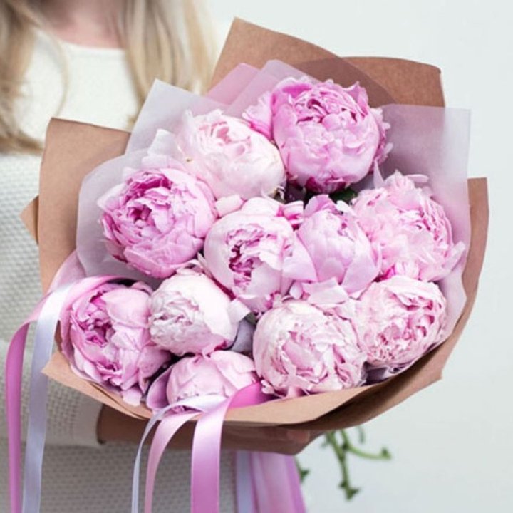 11 нежных пионов в Прокопьевске