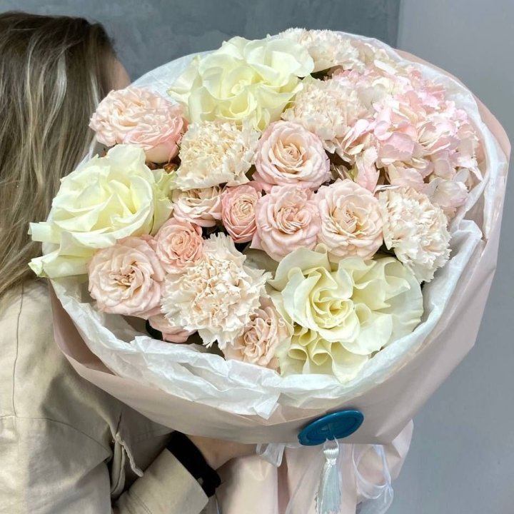 Дизайнерский букет "Джентел" в Прокопьевске