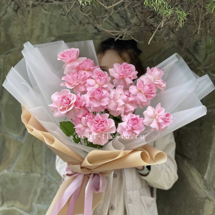 Букет из 15 французских роз Пинк дрим в Прокопьевске