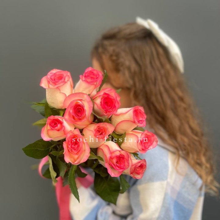 11 роз "Джумилия" в Прокопьевске