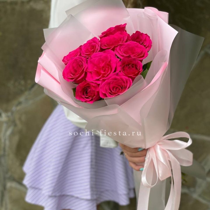 Букет алых роз в Прокопьевске