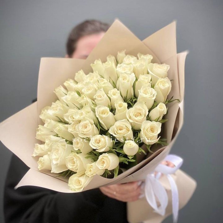 51 белая кенийская роза  в Прокопьевске