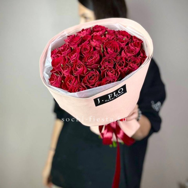 35 кенийских роз в Прокопьевске