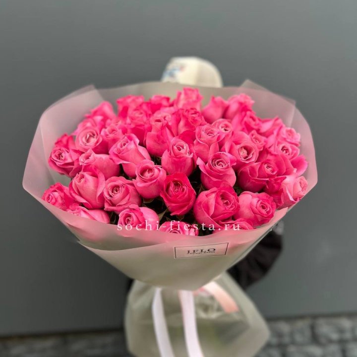 Роза малиновая в Прокопьевске