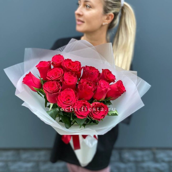 Букет из 15 красных роз  в Прокопьевске