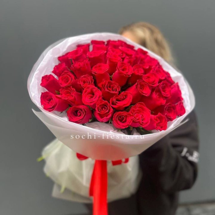 55 красных роз "Амелия" в Прокопьевске