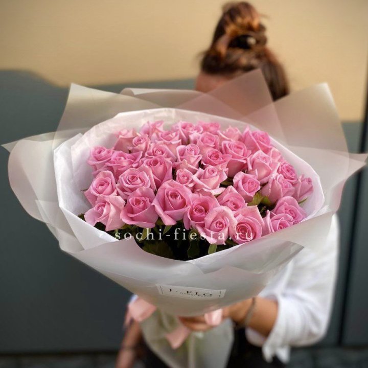 Букет розовых роз  в Прокопьевске