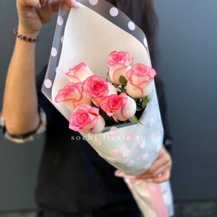 7 роз "Джумилия" в Прокопьевске