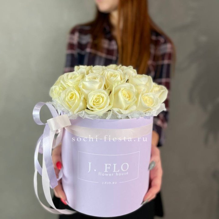 25 роз в цилиндре  в Прокопьевске