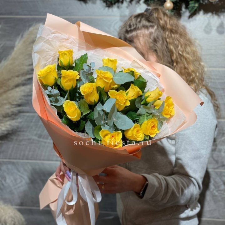 15 желтых роз в Прокопьевске