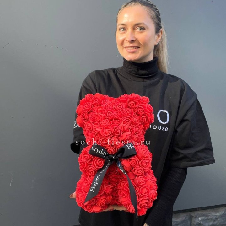 Медведь из роз красный в Прокопьевске