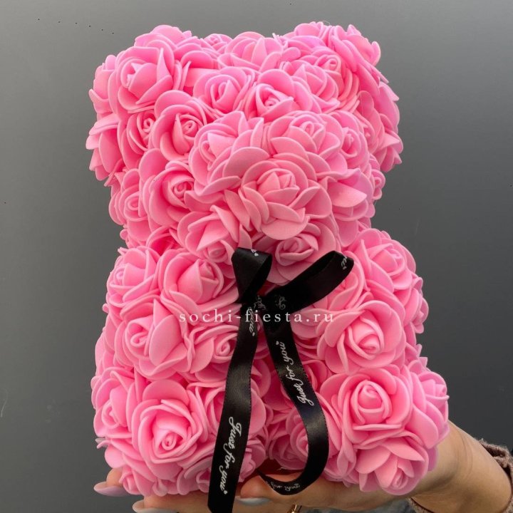 Игрушка медведь из розовых роз в Прокопьевске