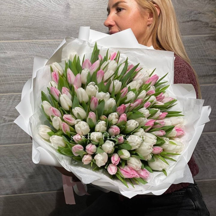 101 тюльпан нежный микс в Прокопьевске