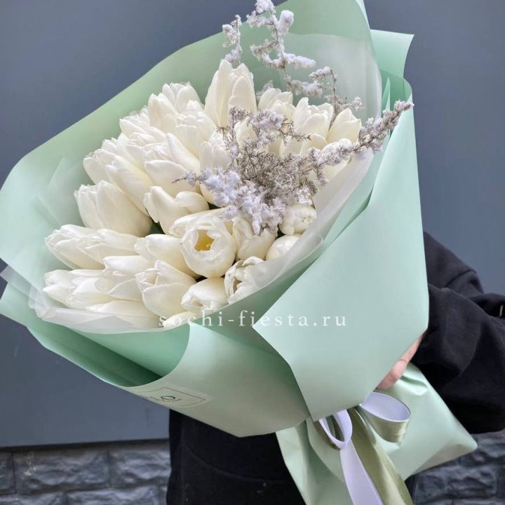 Букет белых тюльпанов "Бьянко" в Прокопьевске